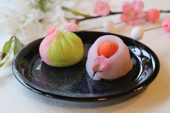 お雛様の生菓子作り